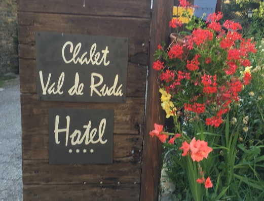 Summer Val de Ruda Hotel Chalet